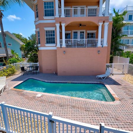 Hibiscus Hideaway Condo Walk To Historic Bridge St Bradenton Beach Esterno foto