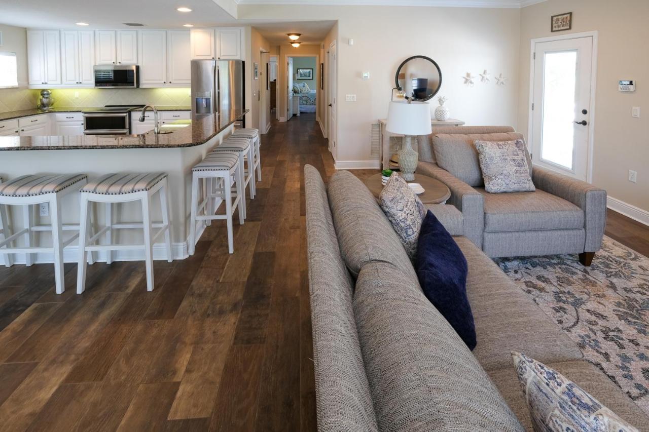 Hibiscus Hideaway Condo Walk To Historic Bridge St Bradenton Beach Esterno foto