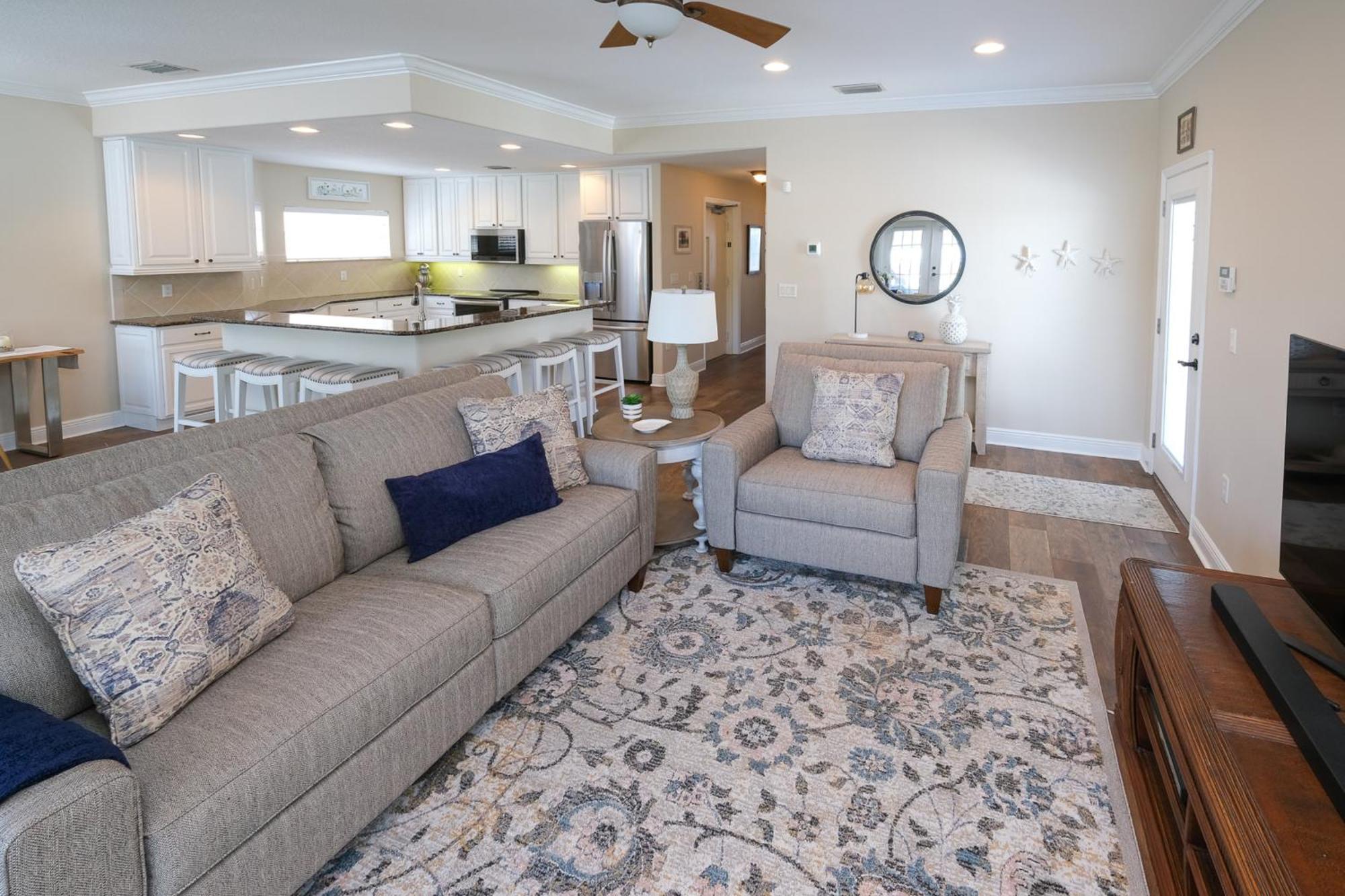 Hibiscus Hideaway Condo Walk To Historic Bridge St Bradenton Beach Esterno foto